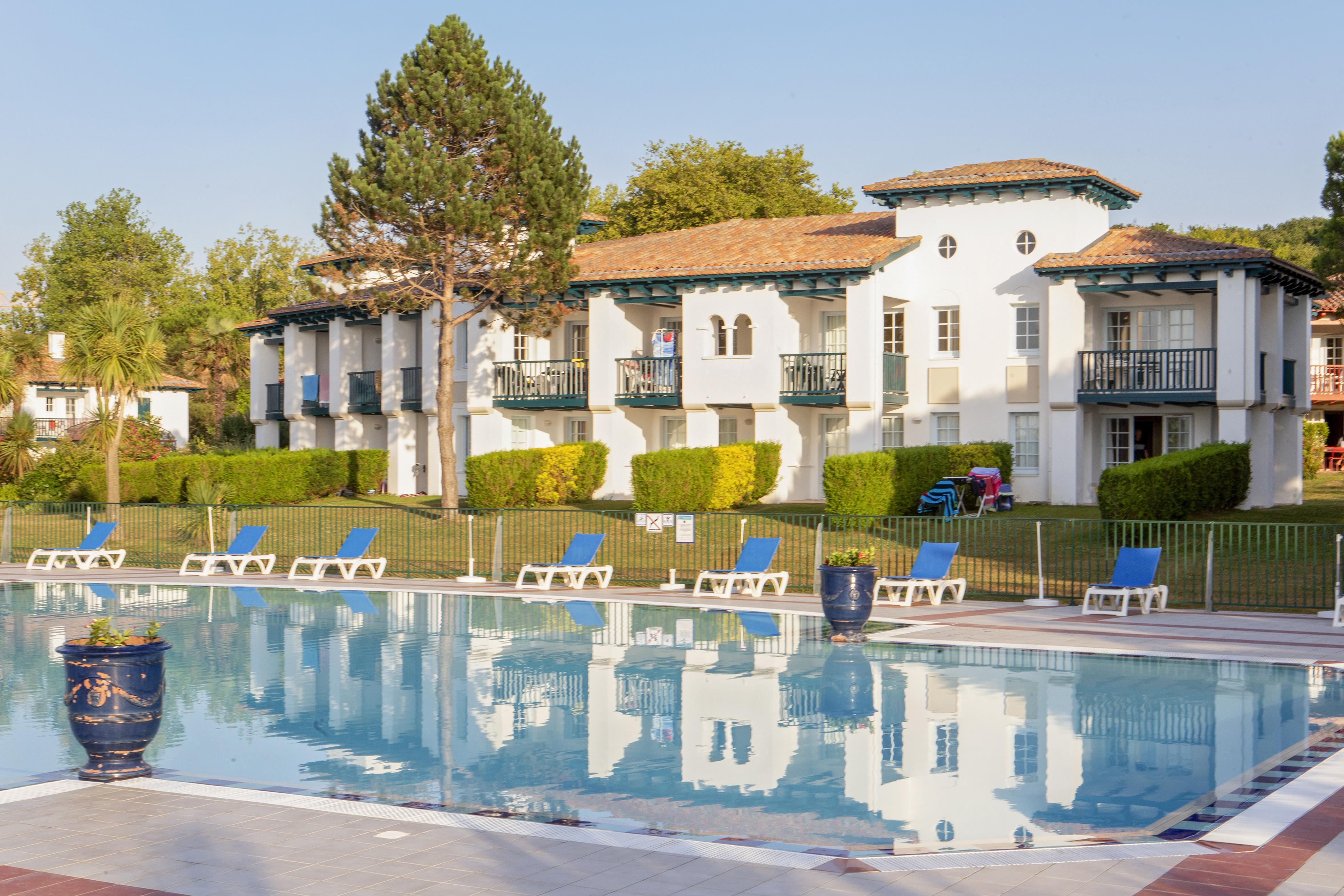 Residence Pierre & Vacances Le Domaine De Bordaberry Юрюня Екстериор снимка