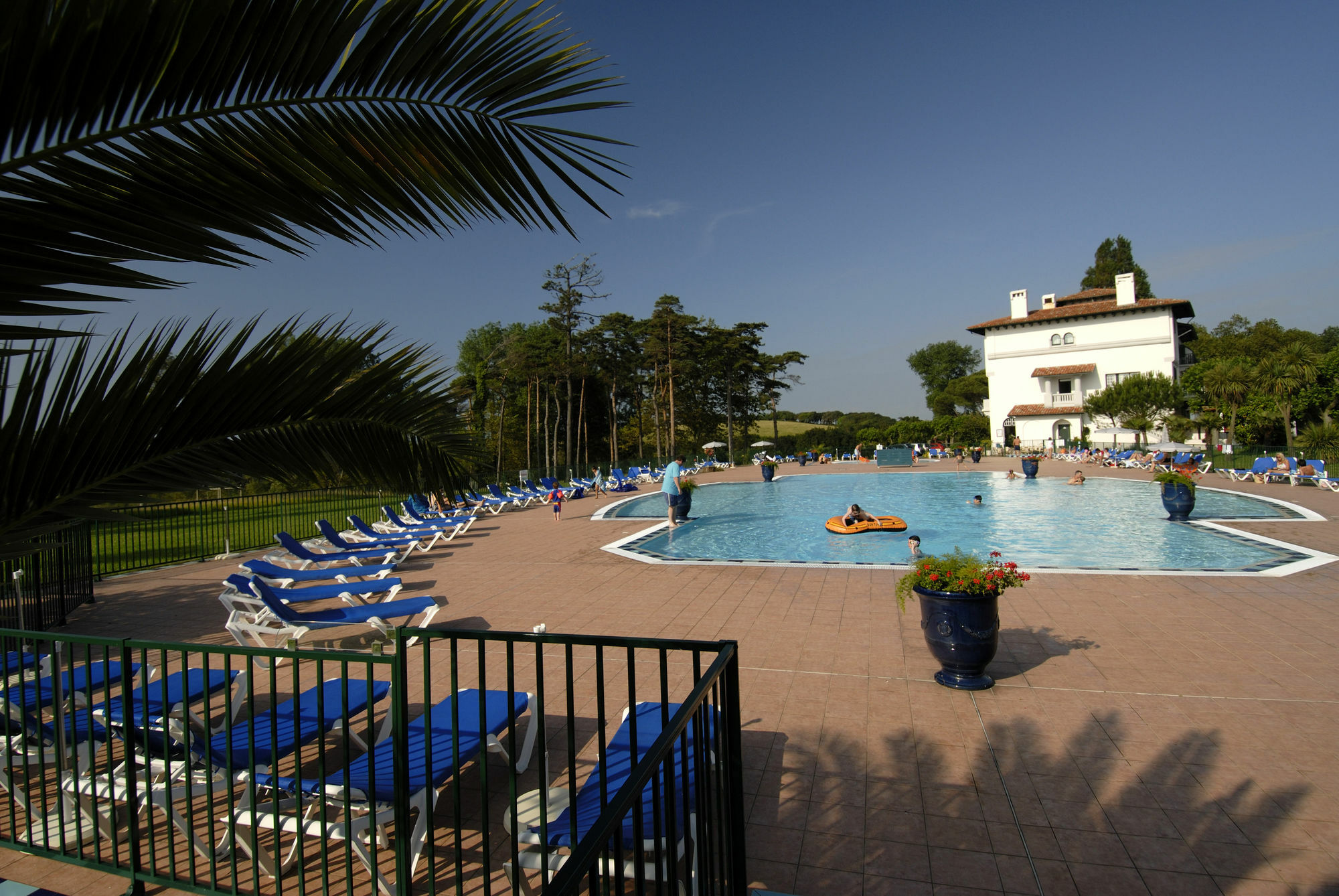 Residence Pierre & Vacances Le Domaine De Bordaberry Юрюня Екстериор снимка